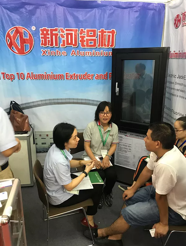 新河鋁材亮相越南河內